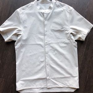 Men’s Large Lululemon Collarless Shirt